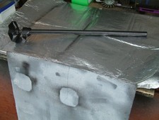 DIAWA FISHING BOX ( LEG ) WITH MUD FOOT.