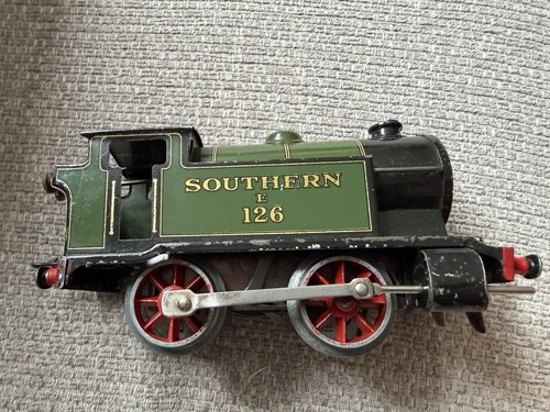Hornby gauge clockwork loco - hornby,