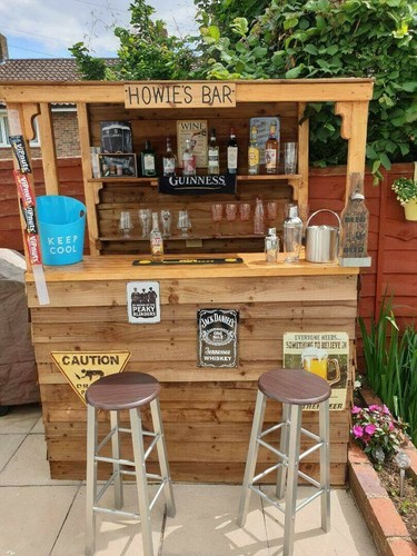 Garden bar tiki man - bar, cave