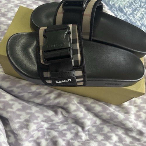 Burberry leather check - check, buckle