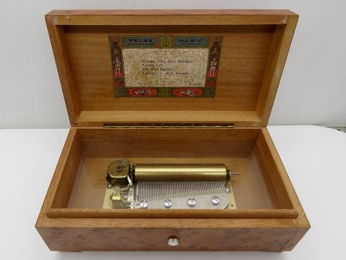 Vintage reuge sainte - vintage, croix