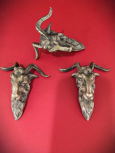 Set bronze rams head - 3,