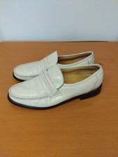 Vintage Rambah Wallace Ivory