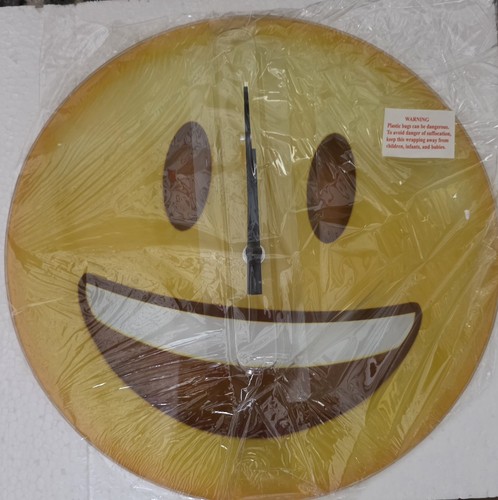 Emoji clock nice and - emoji, bright