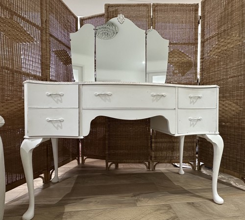 Vintage shabby chic dressing - shabby,