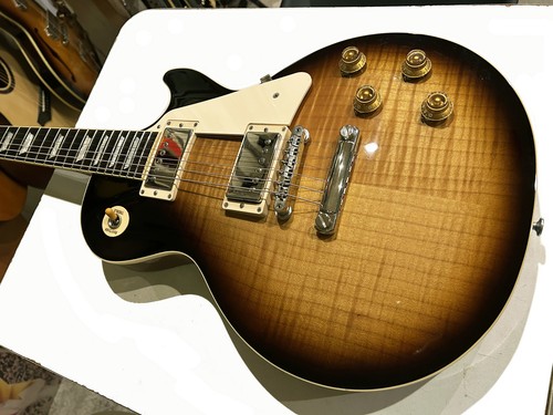 Gibson 2023 - gibson, les