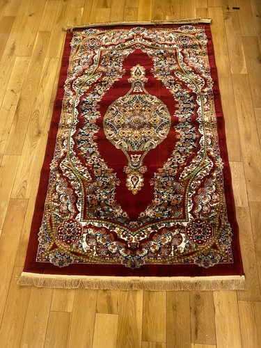 Red cream brown - red, navy