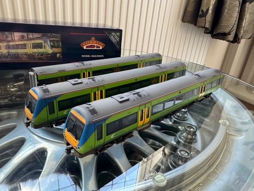 Bachmann gauge class 170 - class,