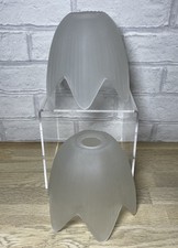 2x Vintage Tulip Petal Shape