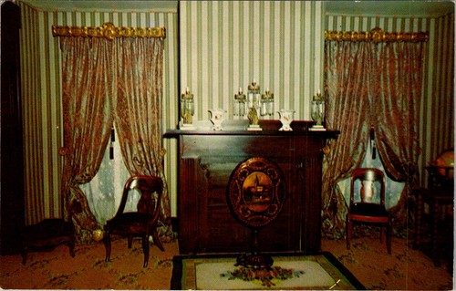 Lincoln home rear - lincoln, parlor