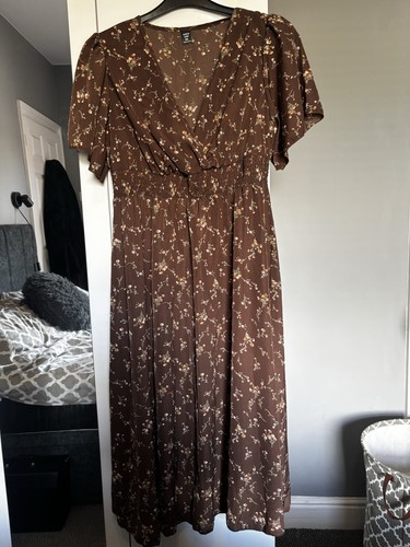 Pretty autumnal floral - autumnal,