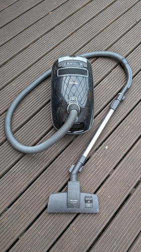 Miele vacuum cleaner full - cleaner,