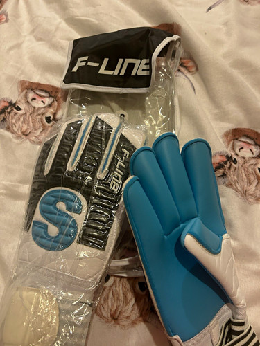 Line goalkeeper gloves size - f-line,
