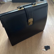 Cheney England Dullesback