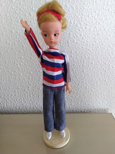 Sindy doll 1963 made in - ,