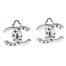 Chanel metal CC engraved clip