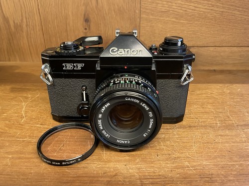 Near mint canon film - ef, camera