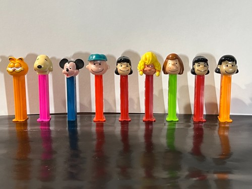 Vintage pez dispenser lot 9 - vintage,