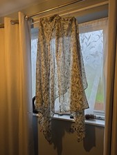 Green Leaf Design Scarf/shawl