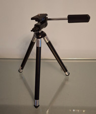 Velbon Telescopic Tripod with Velbon Pan Tilt