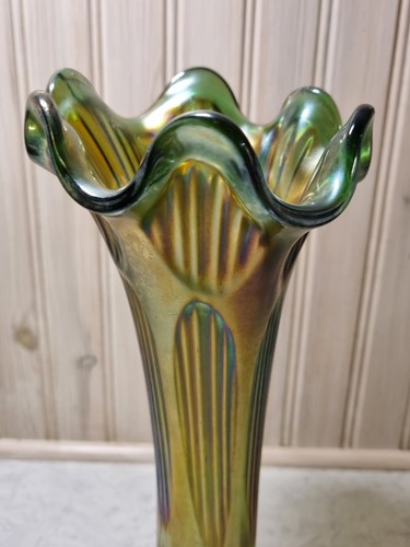 Vintage green carnival glass - green,