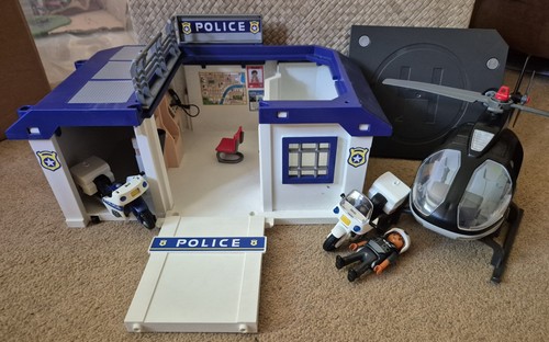 Playmobil police station - playmobil,