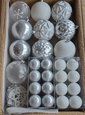 NEXT 32 Piece Silver, White &