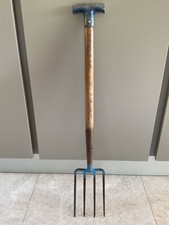 Vintage Ladies Garden Fork Small Lightweight Border Fork T Handle