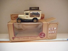 Stevelyn View Vans "Edinburgh" + Box