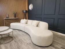 Miami Curved Cinema Boucle