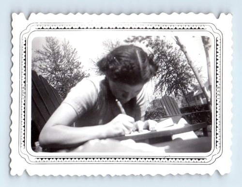 Old vintage photo teen girl - old,