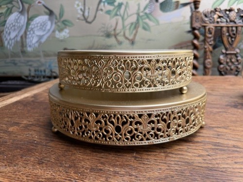 Gold cake stand set - ., 2