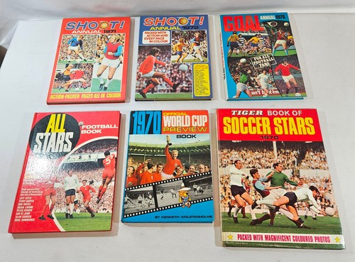 Vintage 1970s football annuals - vintage,