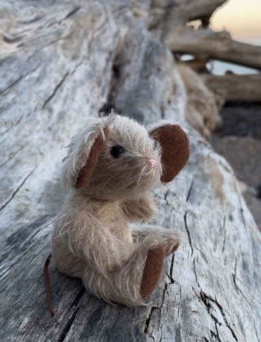 Toy mouse sewing - &, pattern