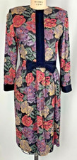 Vintage dress SIZE MEDIUM 8 to 10 shoulder pad floral sheath velvet 80S 90S