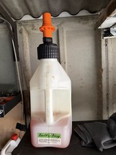 Quick Fill Fast Flow 10 Litre Motocross Petrol Fuel Can Bottle Jug - White