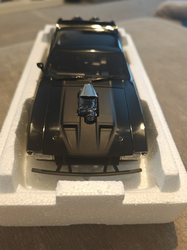Autoart signature mad - mad, max