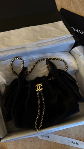 New chanel mini handbag - new, 25