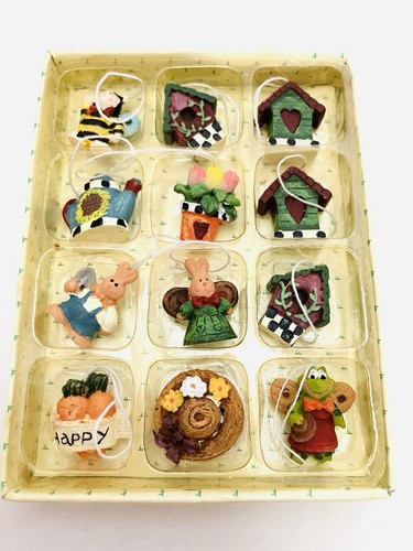 Darice vintage miniature resin - vintage,