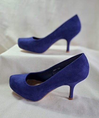 Shoebox nwot women cobalt - nwot,