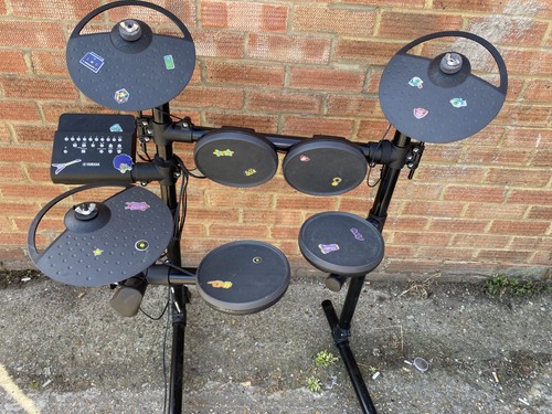 Yamaha electronic drum kit - electronic,