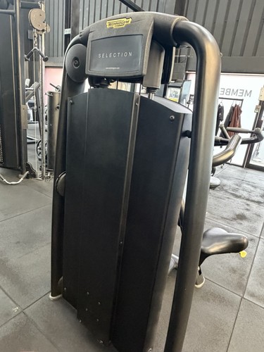 Technogym shoulder press - technogym,