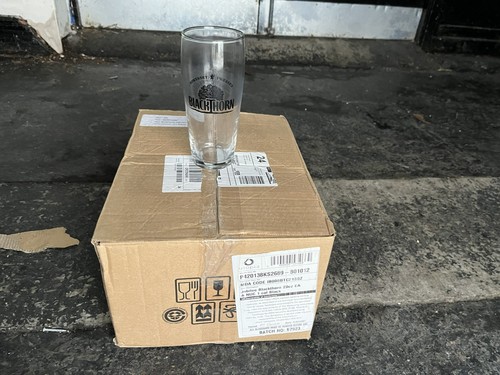 New box blackthorn pint - of,