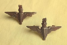 WHITE METAL PAIR OF HANDED