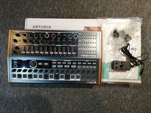 Arturia minibrute - arturia,