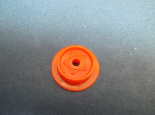 Meccano flanged wheel - flanged, centre