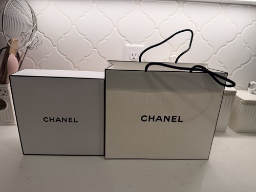 Chanel gift box - chanel,
