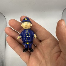 Mr plod noddy in toy-land 5 cm standing sitting vintage ebl action figure 2003