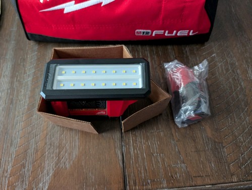 Milwaukee tool m12 rover - milwaukee,