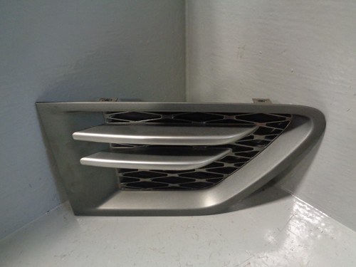 Range rover sport wing vent - rover,